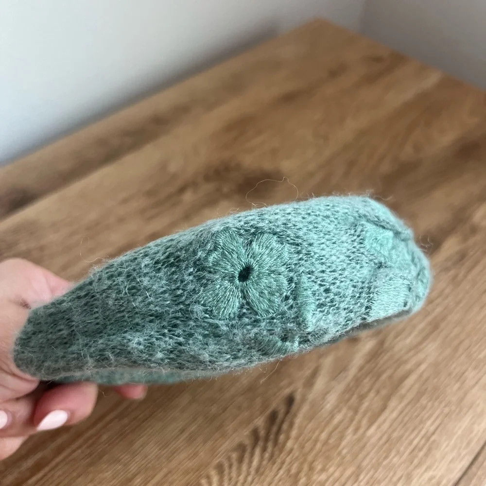 Green cotton gauze headband with flower embroidery